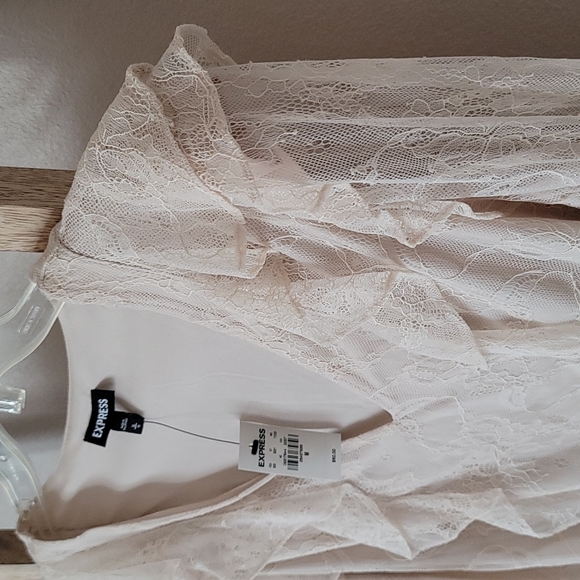 Express Lace Long Sleeve Blouse - Picture 4 of 5